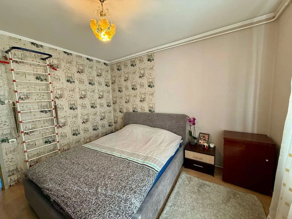 Продаж 3-кімнатна квартира, Ракове