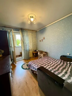Продаж 3-кімнатна квартира, Ракове