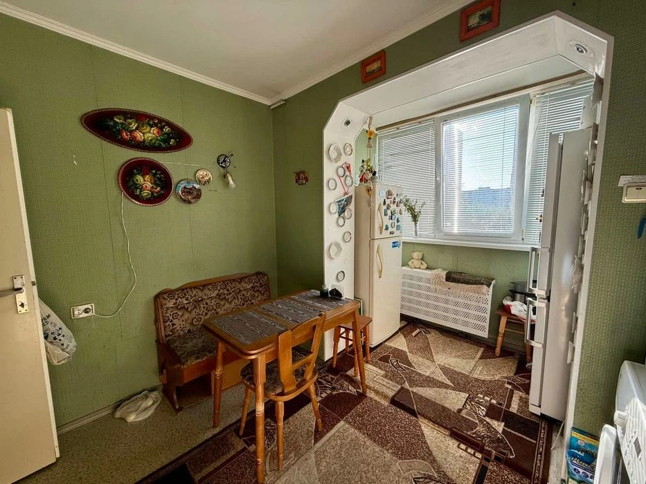 Продаж 3-кімнатна квартира, Ракове