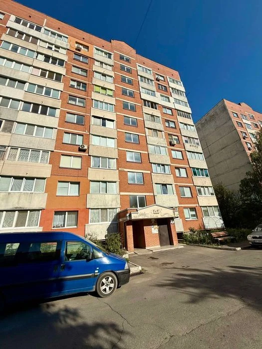Продаж 3-кімнатна квартира, Ракове