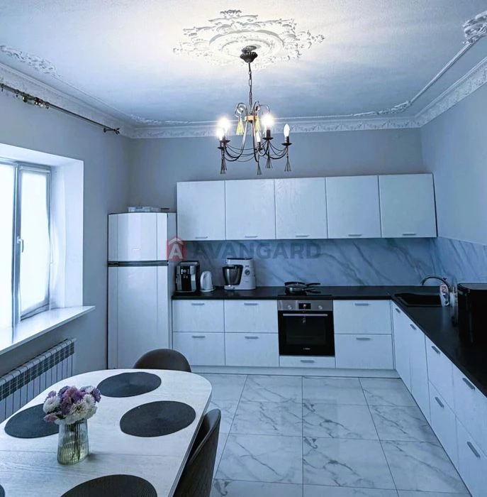 Продам большой дом + 2к маленький на 10 сотках Березановка
