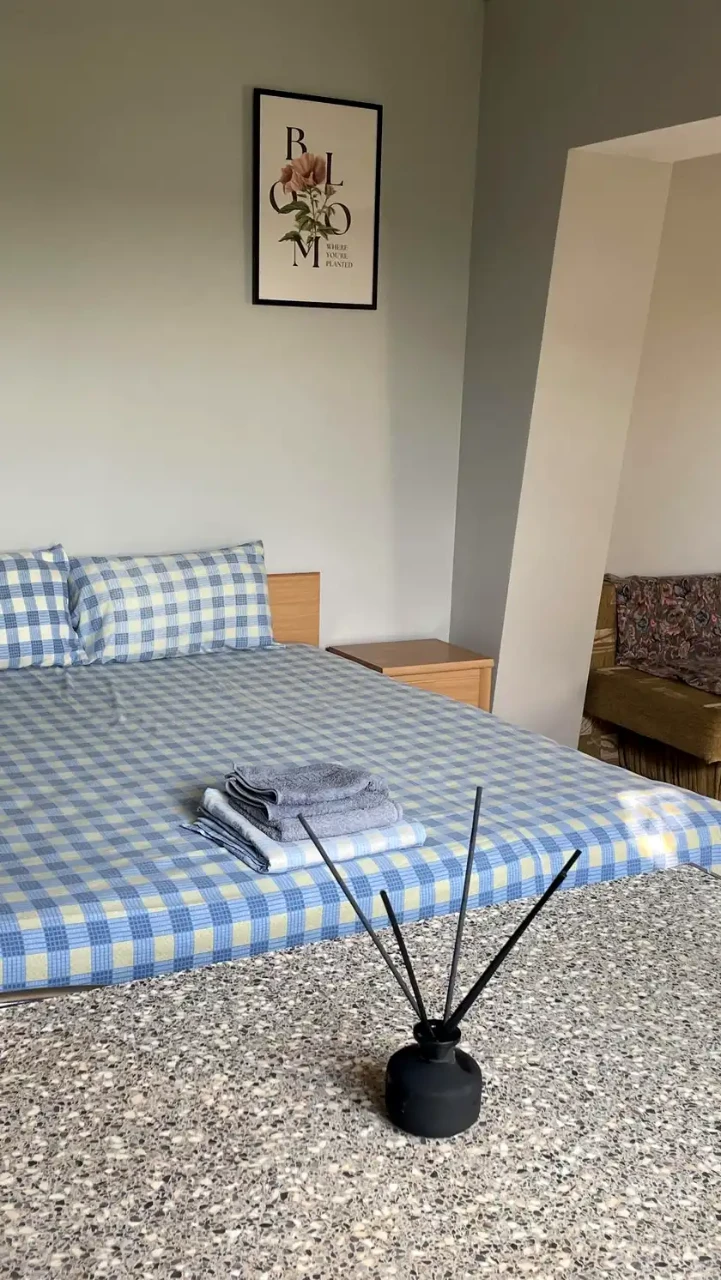 Продаж квартири 1-кімн. 30 м² 1/3 пов.