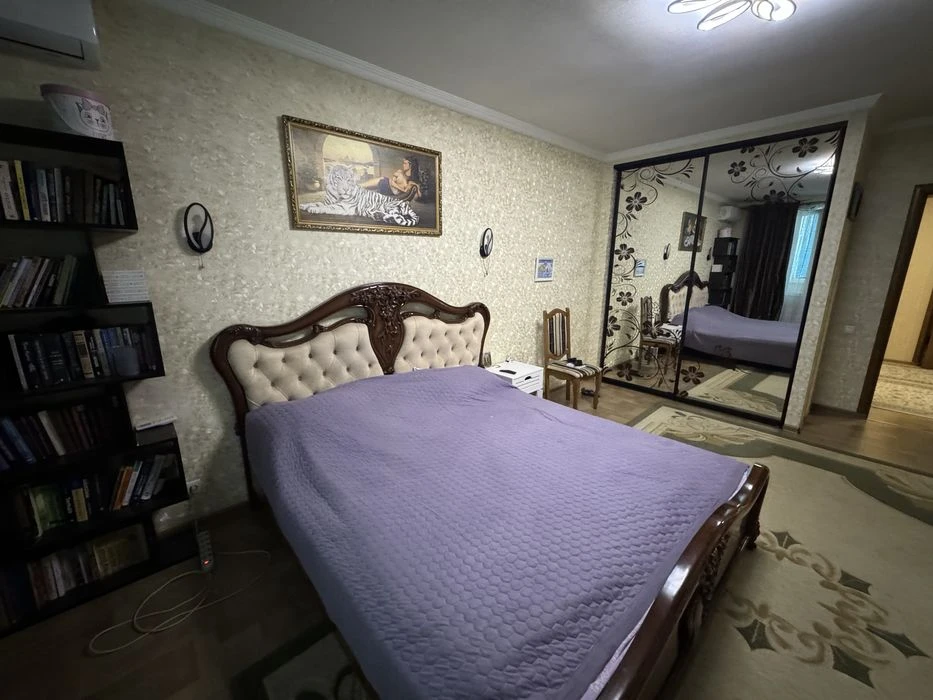 Продаж великогабаритної трикімнатної квартири в ЖК Північна