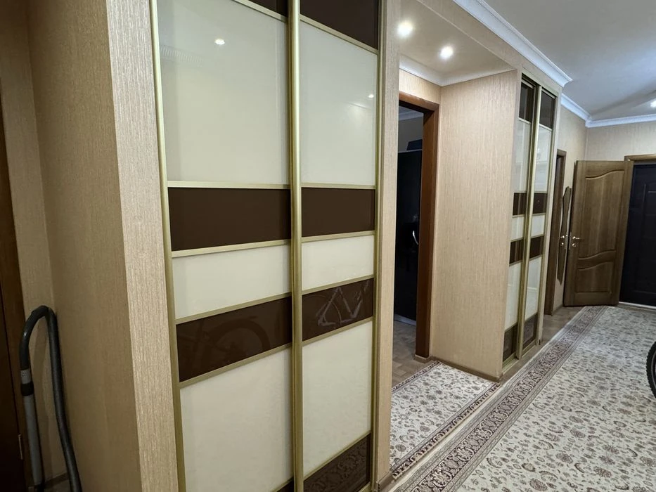 Продаж великогабаритної трикімнатної квартири в ЖК Північна
