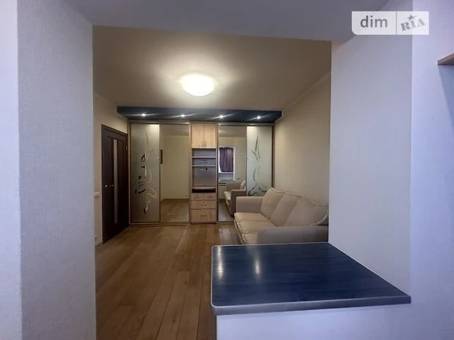 Продаж 2к квартири 56 кв. м на вул. Шолом-Алейхема 17 • ID 3