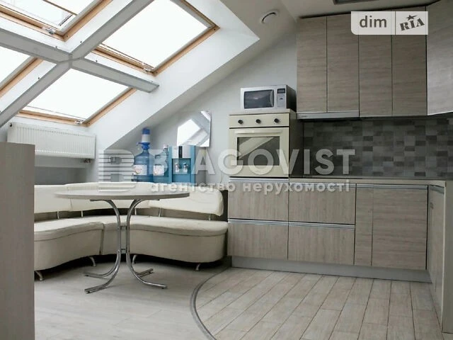 Продаж 2к квартири 65 кв. м на вул. Регенераторна 4К • ID 34