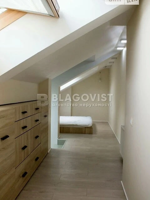 Продаж 2к квартири 65 кв. м на вул. Регенераторна 4К • ID 34