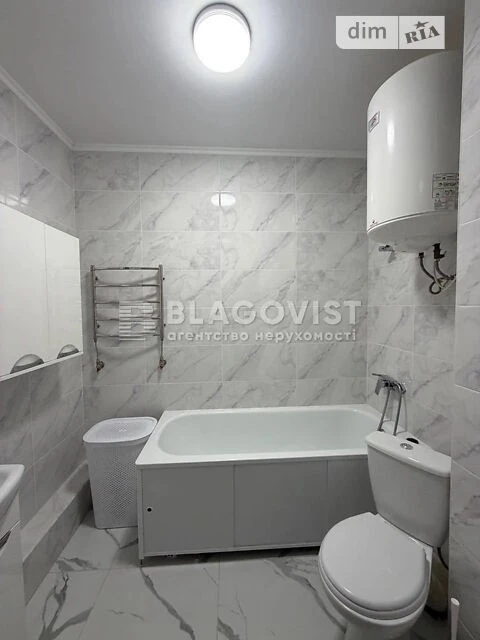 Продаж 3к квартири 80 кв. м на вул. Салютна 2/6 • ID 3482856