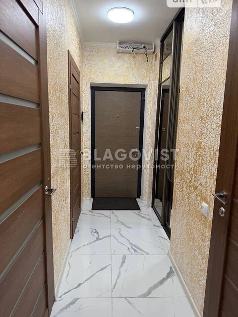 Продаж 3к квартири 80 кв. м на вул. Салютна 2/6 • ID 3482856