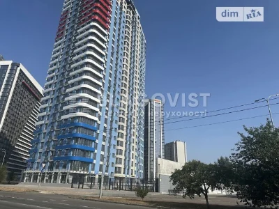 Продаж 3к квартири 90 кв. м на вул. Причальна 12 • ID 348285