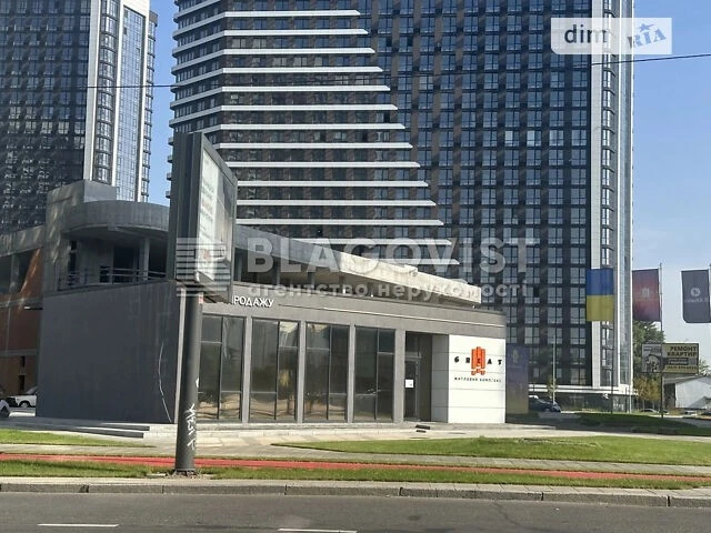 Продаж 3к квартири 90 кв. м на вул. Причальна 12 • ID 348285