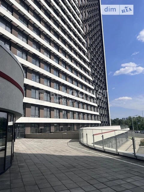 Продаж 3к квартири 90 кв. м на вул. Причальна 12 • ID 348285