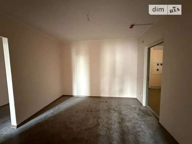 Продаж 2к квартири 73 кв. м на вул. Миколи Вінграновського 2