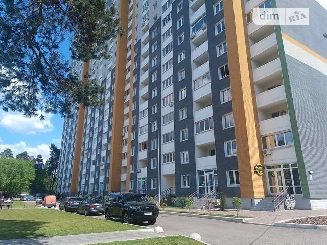 Продаж 2к квартири 73 кв. м на вул. Миколи Вінграновського 2