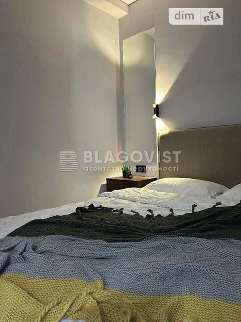 Продаж 1к квартири 41 кв. м на вул. Михайла Максимовича 28К