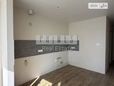 Продаж 2к квартири 54 кв. м на вул. Микільсько-Слобідська 10
