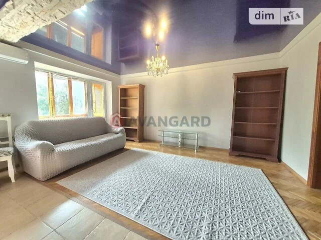 Продаж 2к квартири 46 кв. м на вул. Мрії 22 • ID 34828277