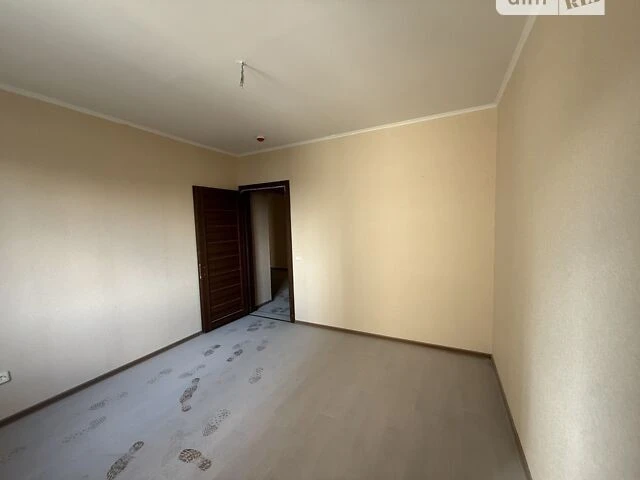 Продаж 2к квартири 73 кв. м на вул. Миколи Вінграновського 2