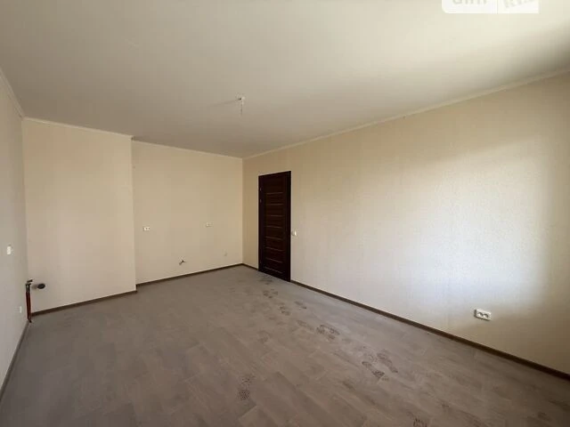 Продаж 2к квартири 73 кв. м на вул. Миколи Вінграновського 2
