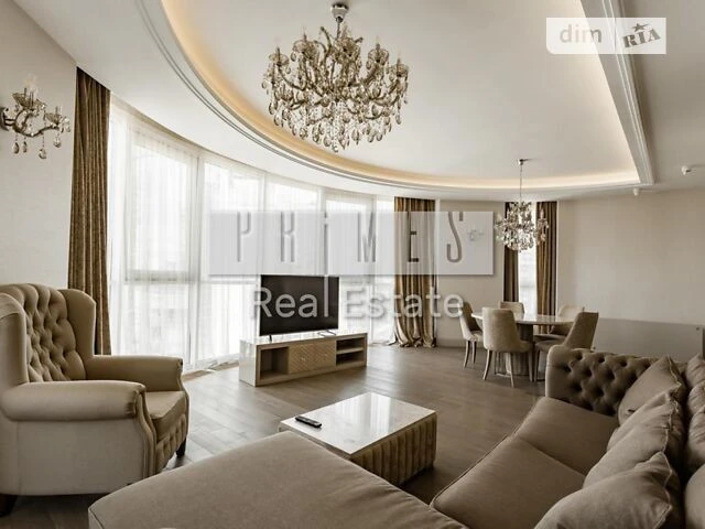 Продаж 3к квартири 177 кв. м на вул. Андрія Верхогляда 20 •
