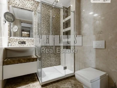 Продаж 3к квартири 177 кв. м на вул. Андрія Верхогляда 20 •