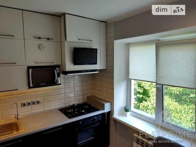 Продаж 2к квартири 63 кв. м на просп. Берестейський 23 • ID