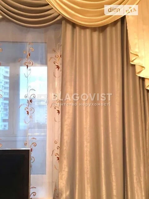 Продаж 2к квартири 78 кв. м на вул. Олександри Екстер 9 • ID