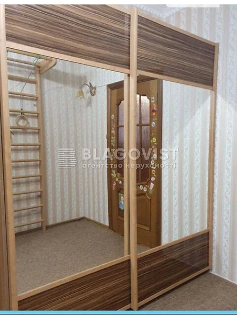 Продаж 2к квартири 78 кв. м на вул. Олександри Екстер 9 • ID