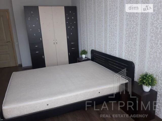 Продаж 2к квартири 82 кв. м на вул. Драгоманова 40Ж • ID 348