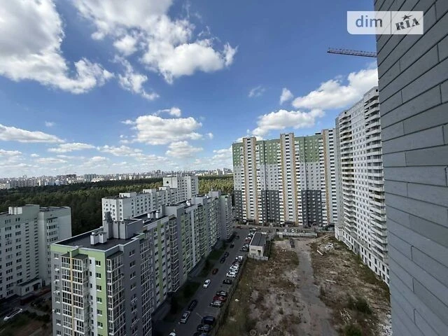 Продаж 2к квартири 78 кв. м на вул. Бориса Антоненка-Давидов
