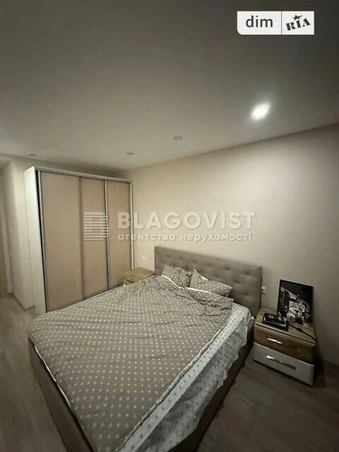 Продаж 1к квартири 46 кв. м на пл. Солом'янська 20В • ID 348