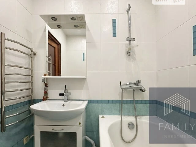 Продаж 1к квартири 41 кв. м на вул. Урлівська 9 • ID 3482650
