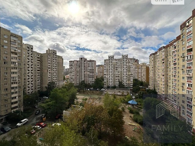 Продаж 1к квартири 41 кв. м на вул. Урлівська 9 • ID 3482650
