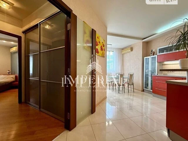 Продаж 4к квартири 144 кв. м на вул. Драгоманова 31Б • ID 34