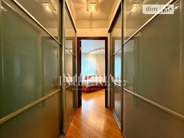 Продаж 4к квартири 144 кв. м на вул. Драгоманова 31Б • ID 34