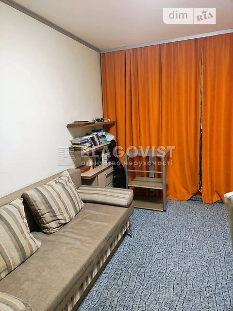 Продаж 3к квартири 47 кв. м на вул. Солом'янська 36 • ID 348