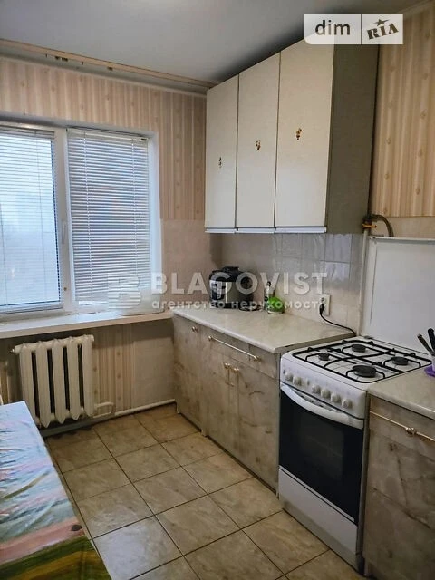 Продаж 3к квартири 47 кв. м на вул. Солом'янська 36 • ID 348