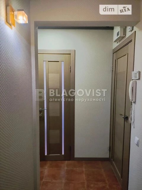 Продаж 3к квартири 47 кв. м на вул. Солом'янська 36 • ID 348