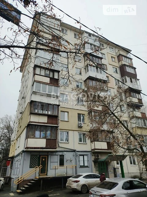 Продаж 3к квартири 47 кв. м на вул. Солом'янська 36 • ID 348