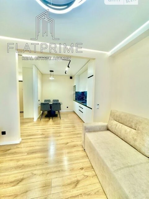 Продаж 1к квартири 41 кв. м на вул. Михайла Максимовича 26Д