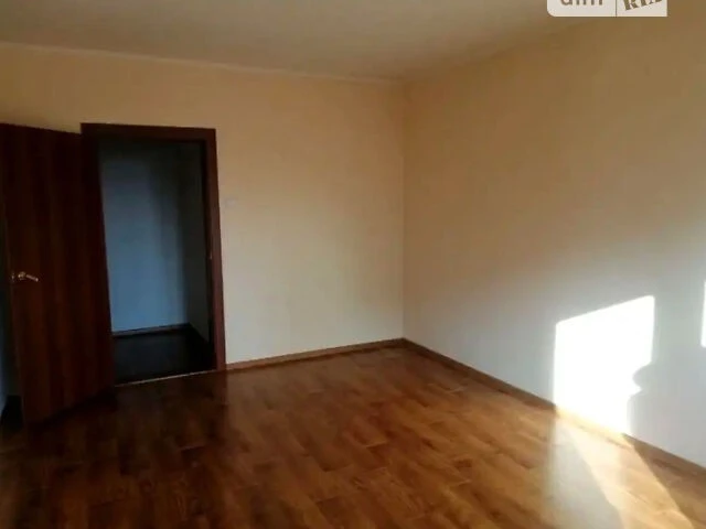 Продаж 2к квартири 77 кв. м на вул. Ревуцького 54 • ID 34827