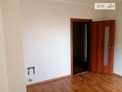 Продаж 2к квартири 77 кв. м на вул. Ревуцького 54 • ID 34827