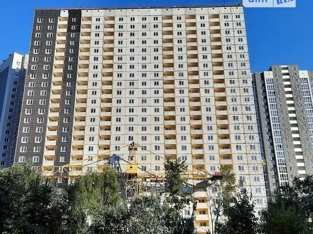 Продаж 2к квартири 77 кв. м на вул. Ревуцького 54 • ID 34827
