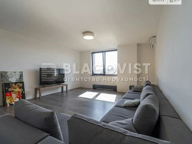 Продаж 3к квартири 100 кв. м на вул. Антоновича 74 • ID 3482