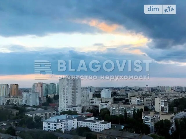 Продаж 1к квартири 53 кв. м на пл. Солом'янська 15А • ID 348