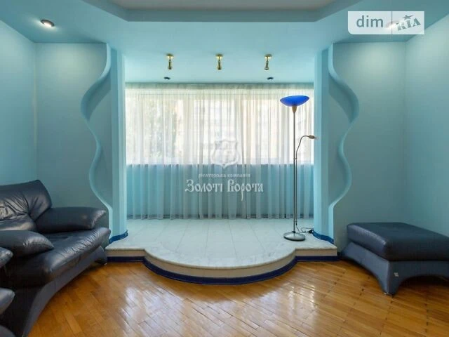 Продаж 3к квартири 82.1 кв. м на вул. Івана Пулюя 1 • ID 348