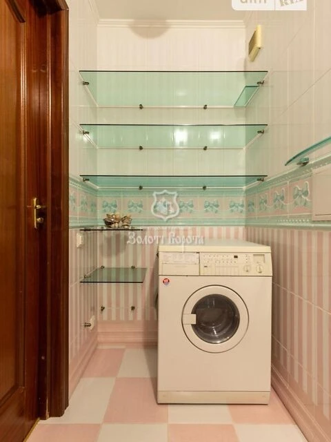 Продаж 3к квартири 82.1 кв. м на вул. Івана Пулюя 1 • ID 348