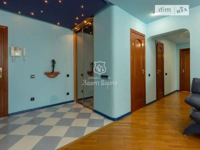 Продаж 3к квартири 82.1 кв. м на вул. Івана Пулюя 1 • ID 348