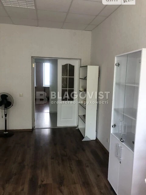 Продаж 2к квартири 58 кв. м на вул. Зоологічна 4 • ID 348265