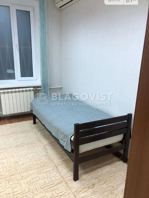 Продаж 2к квартири 58 кв. м на вул. Зоологічна 4 • ID 348265